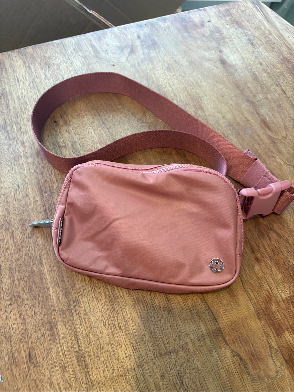 lululemon athletica Rose Pink Crossbody Everywhere Belt Bag